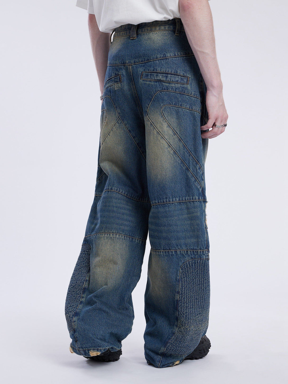 Aelfric Eden Distressed Washed Loose Jeans – Aelfric eden